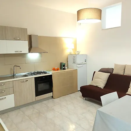 Beach House 2 *